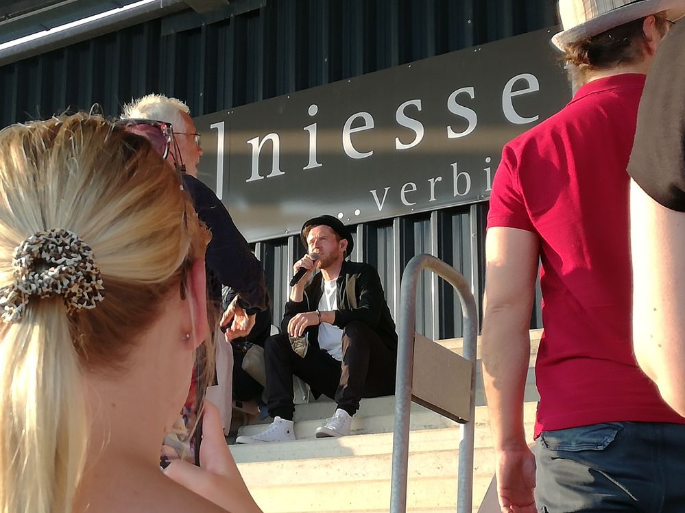 ...und ihr habt gedacht, ihr hättet die beschixxensten Plätze.