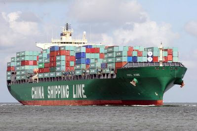 China Containerschiff.jpg